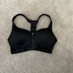 Black sports bra